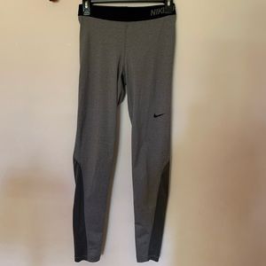 Nike Pro Workout Leggings